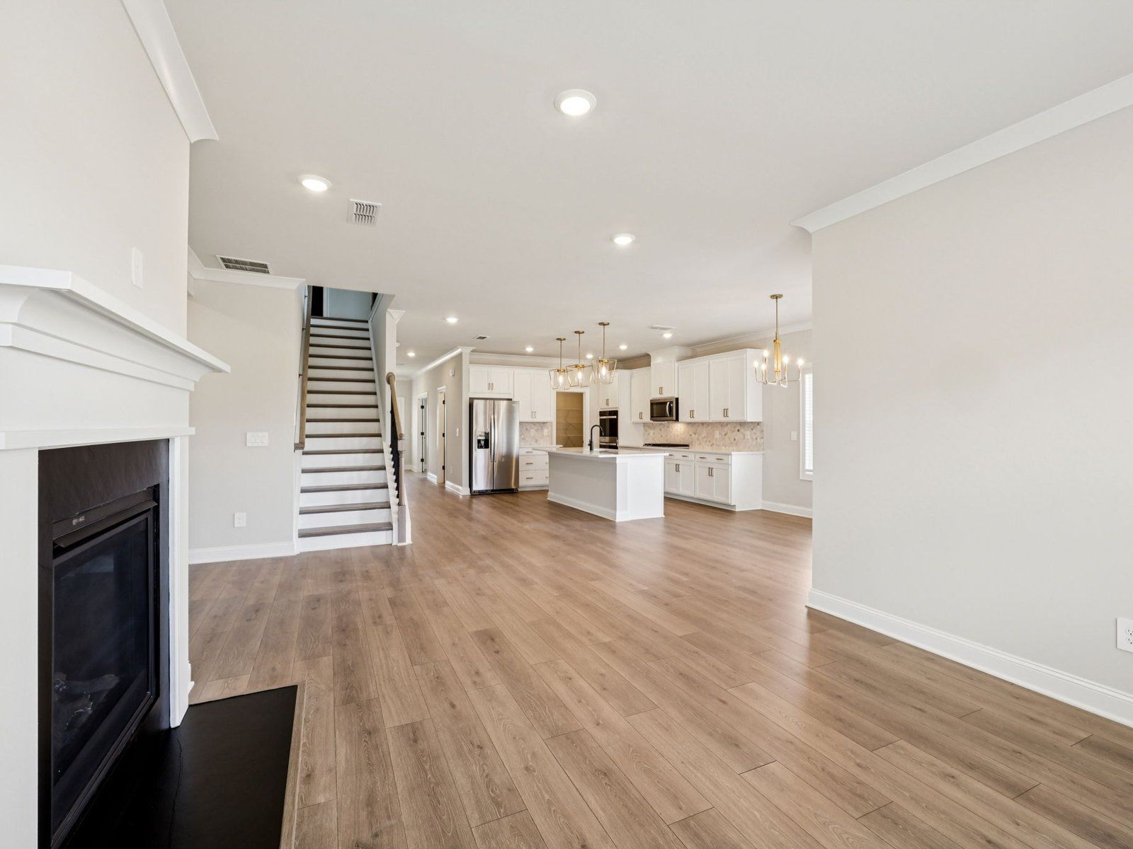 The Sherwood floorplan with the Classic White interior package.