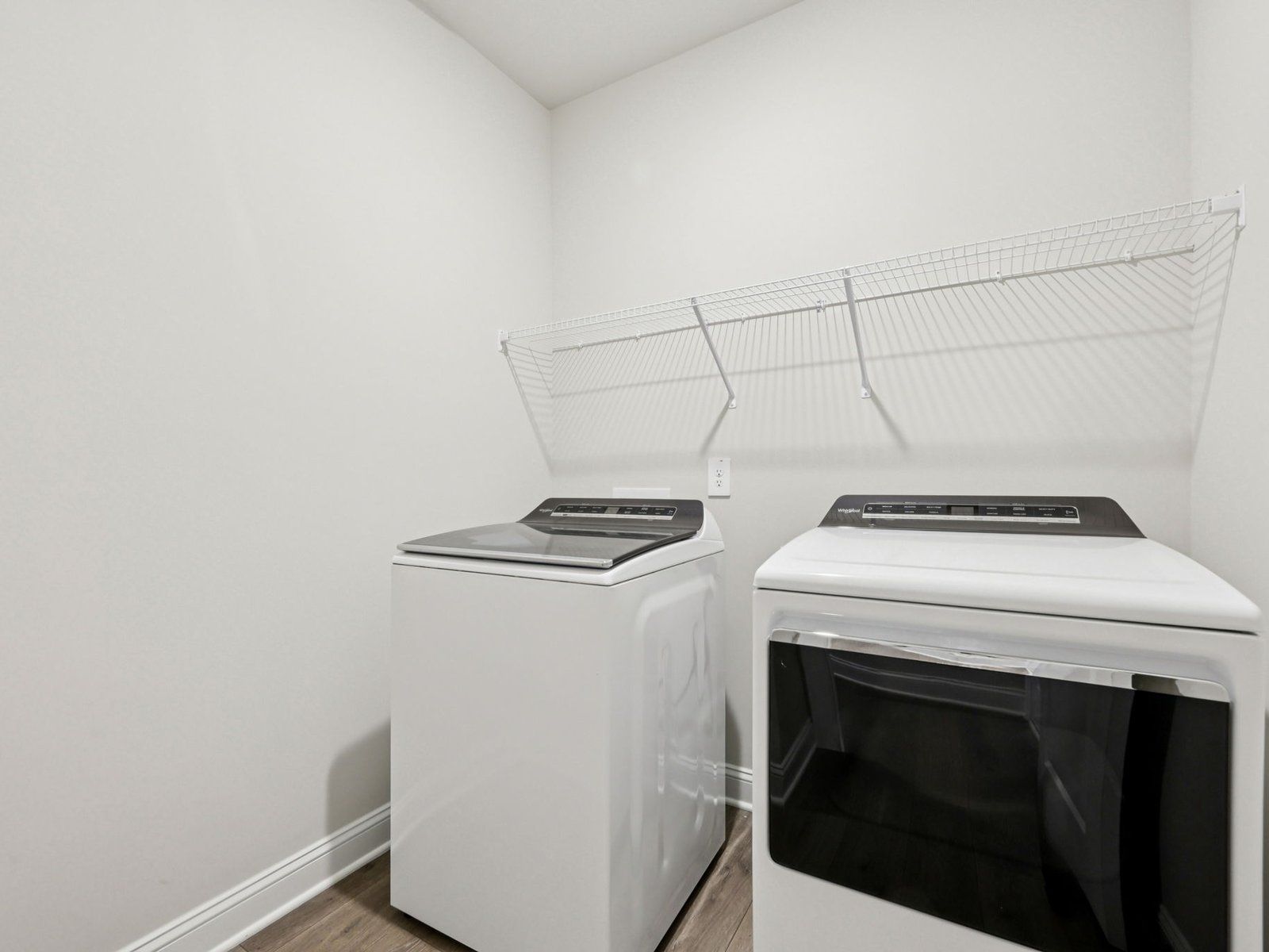 The Sherwood floorplan with the Classic White interior package.