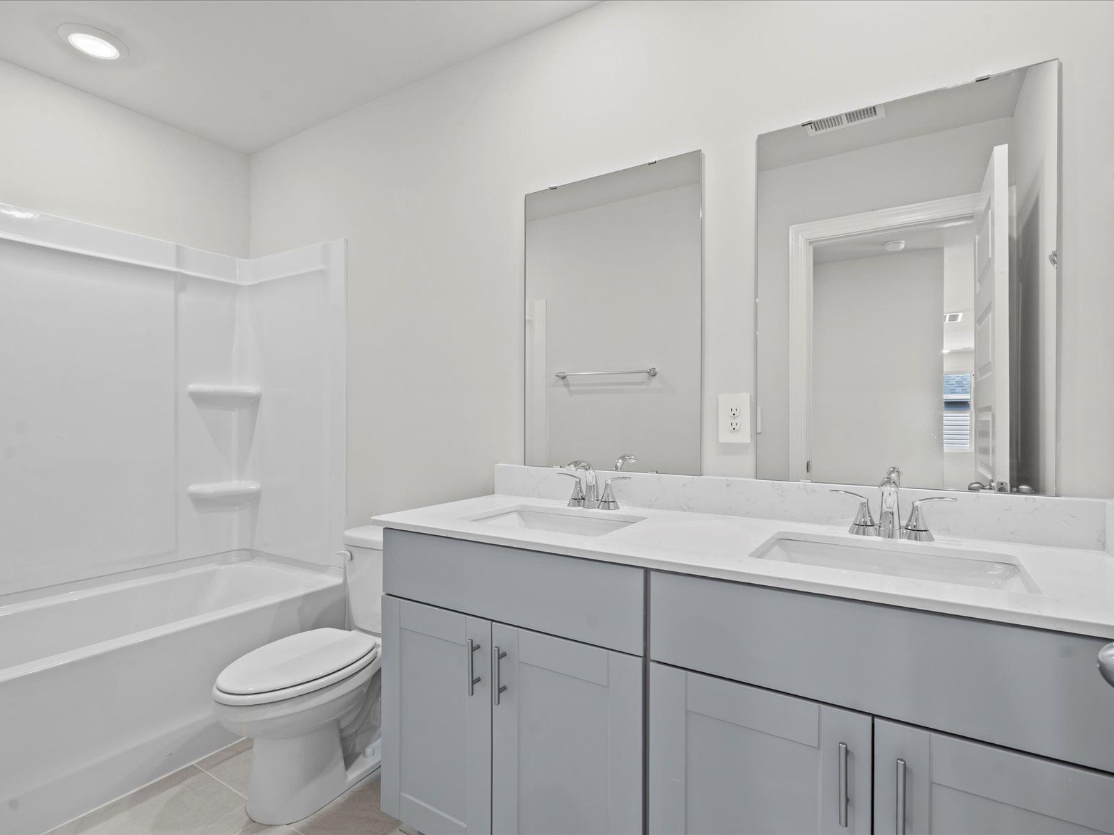 Welcome to the Chatham floorplan at Brayfield Manor - Signature Collection.