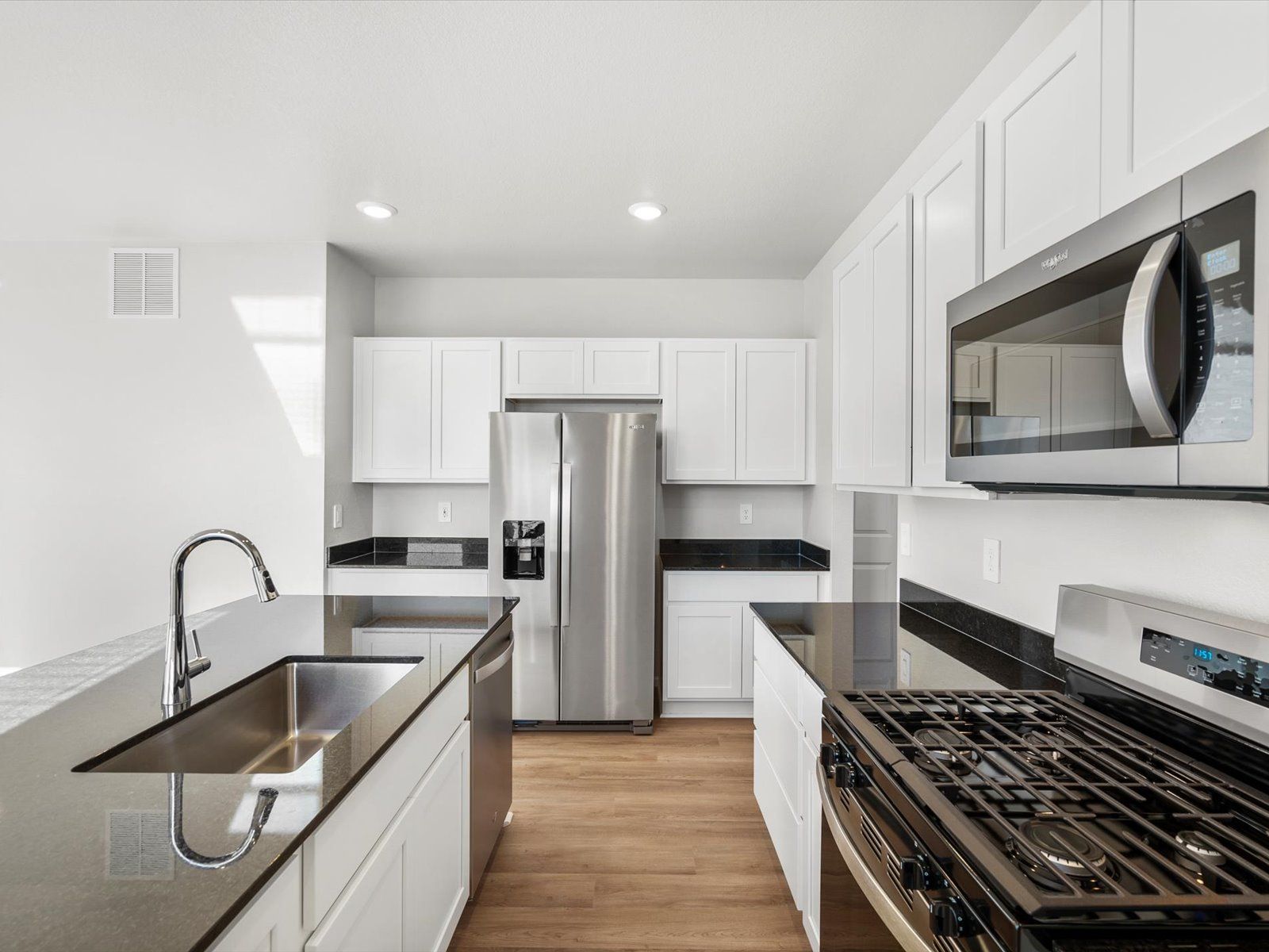 The Chatfield - Poudre Heights: The Lakes Collection: Windsor, Colorado - Meritage Homes