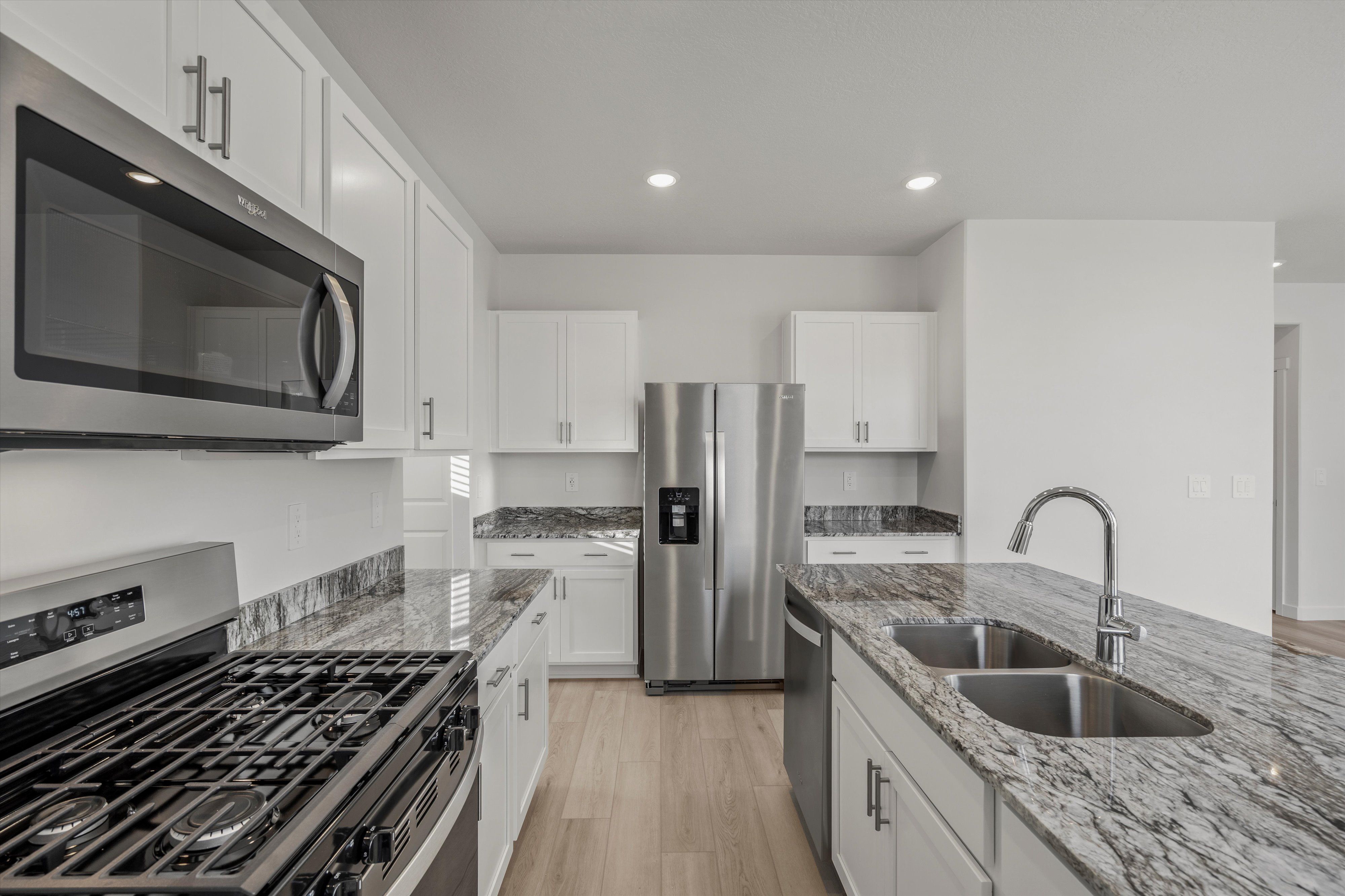 SLC_Residence-5_#4251_Kitchen_B_3139-W-3450-S-St-West-Haven-UT.jpg