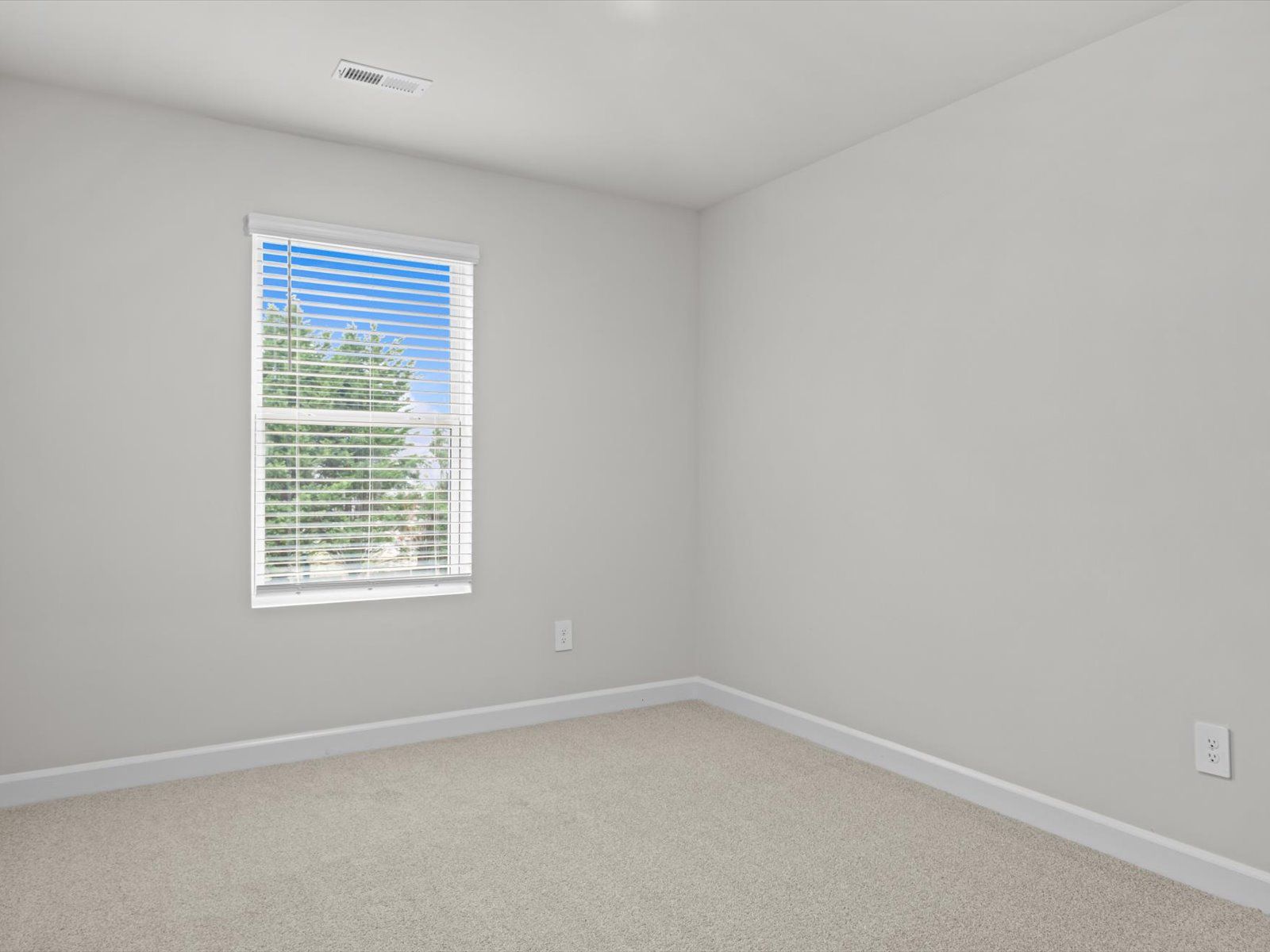 105 KERWIN COURT (Artemis)