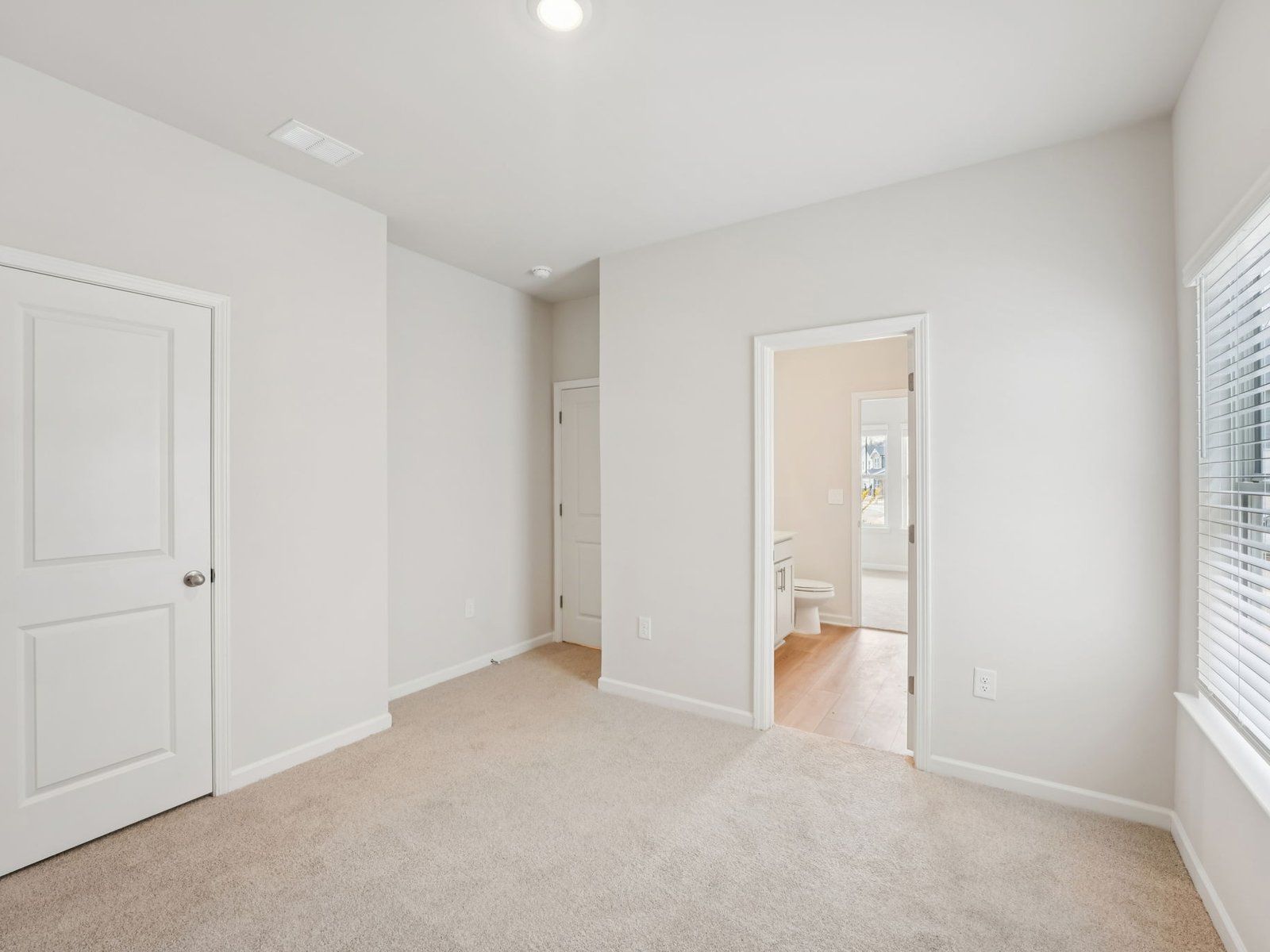 The Gibson floorplan with the Finesse Linen interior package.