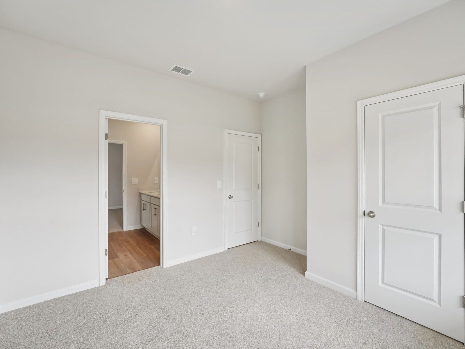 The Gibson floorplan with the Finesse Linen interior package.