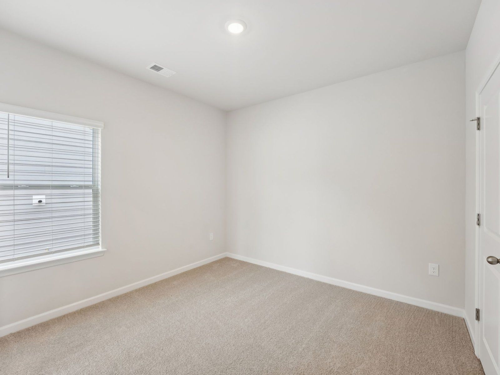 The Gibson floorplan with the Finesse Linen interior package.