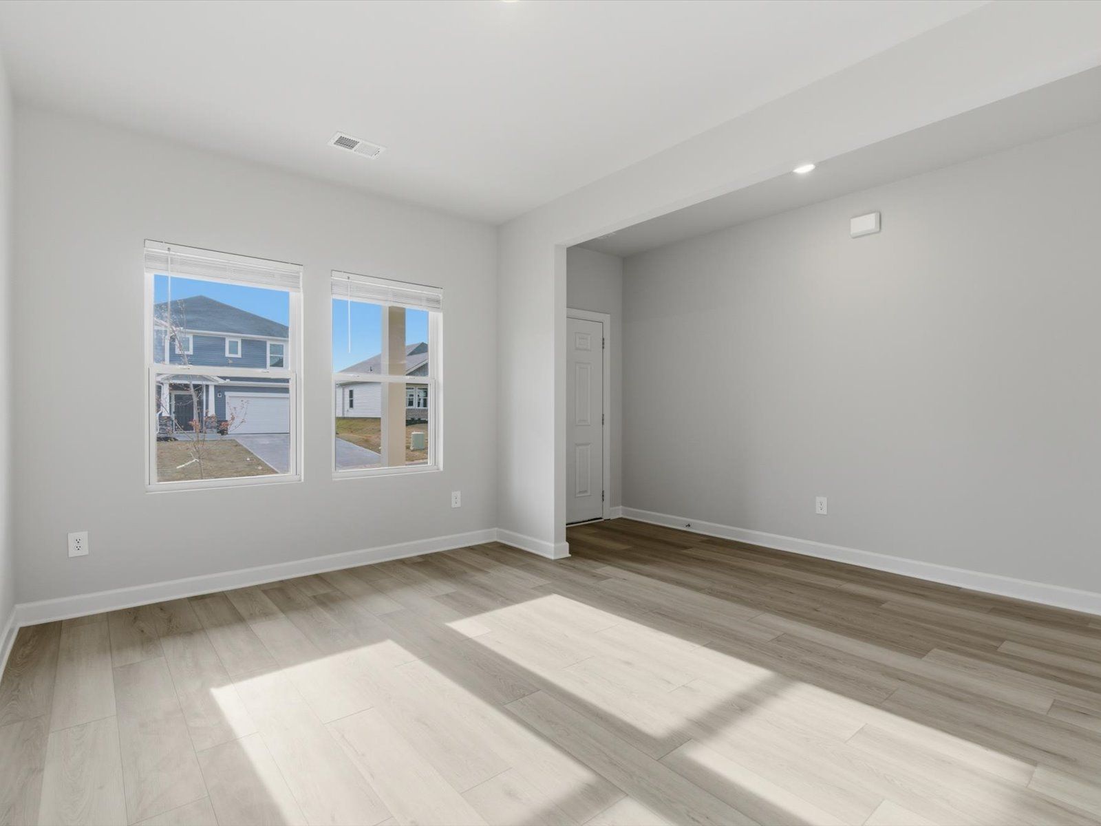 Welcome to the Dakota floorplan at Shiloh Valley.