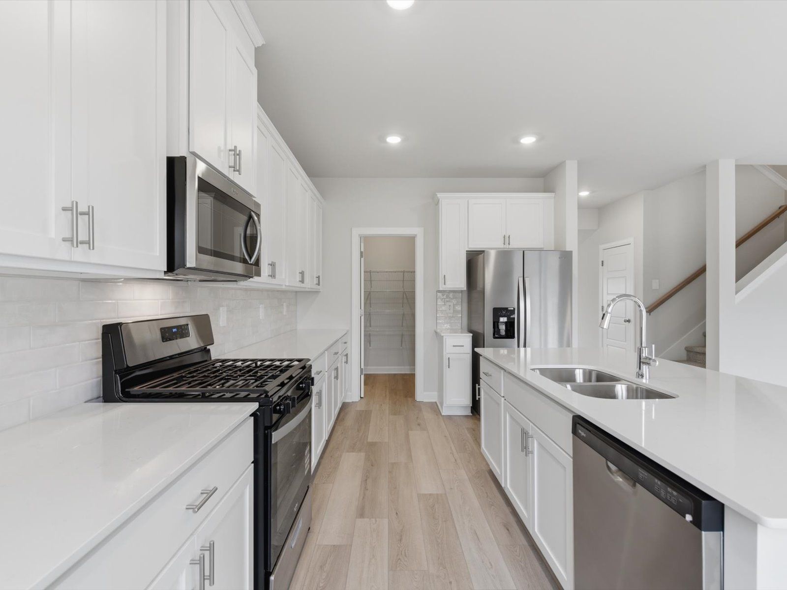 Welcome to the Dakota floorplan at Shiloh Valley.