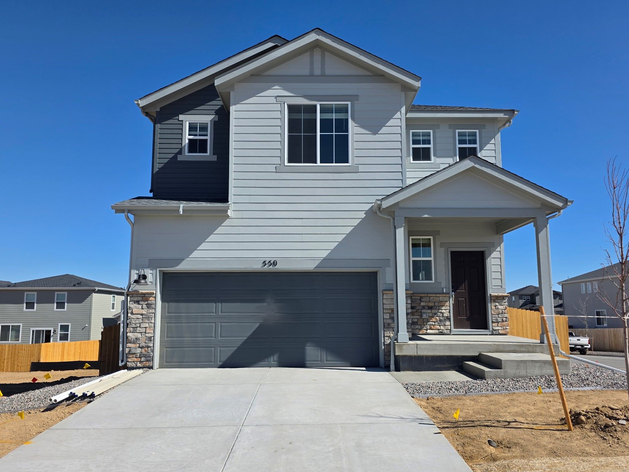 550 98TH AVE.jpg