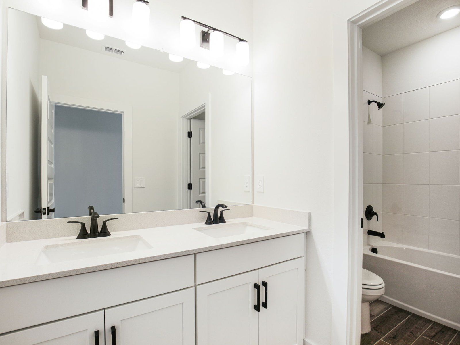Upstairs Bathroom
