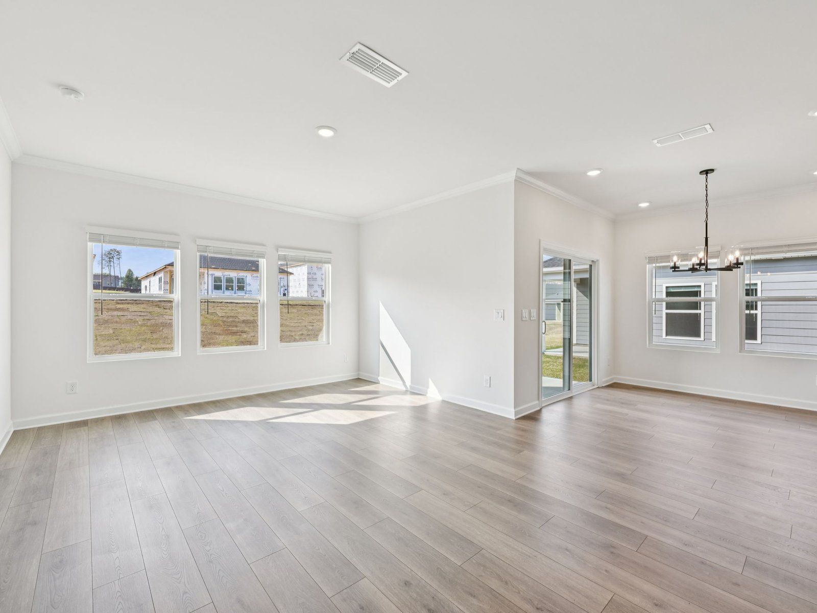 853 Santina Avenue (Newport)