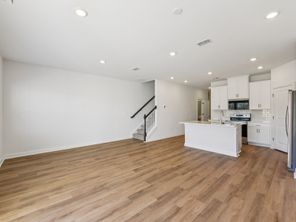 8128 Hidden Springs Trail (Amber)