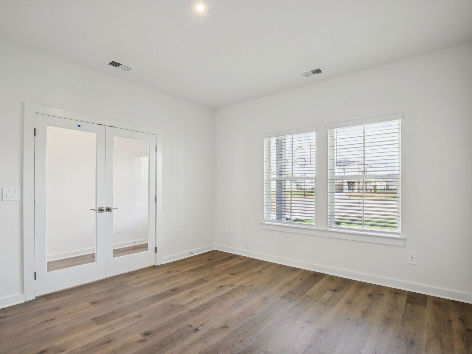NSH_CarltonLanding_Brentwood_FlexRoom_3708HowlandCourt.jpg