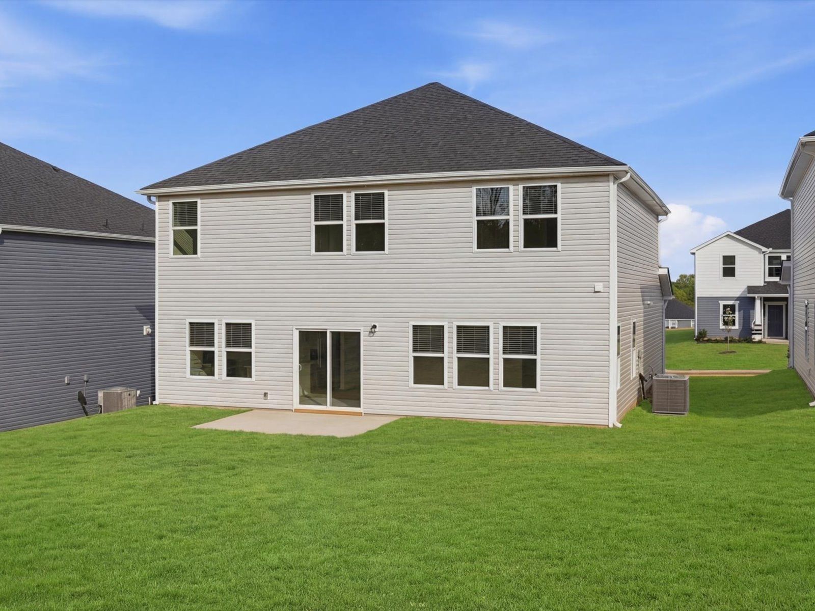 Welcome to the Dakota floorplan at Brayfield Manor - Signature Collection.