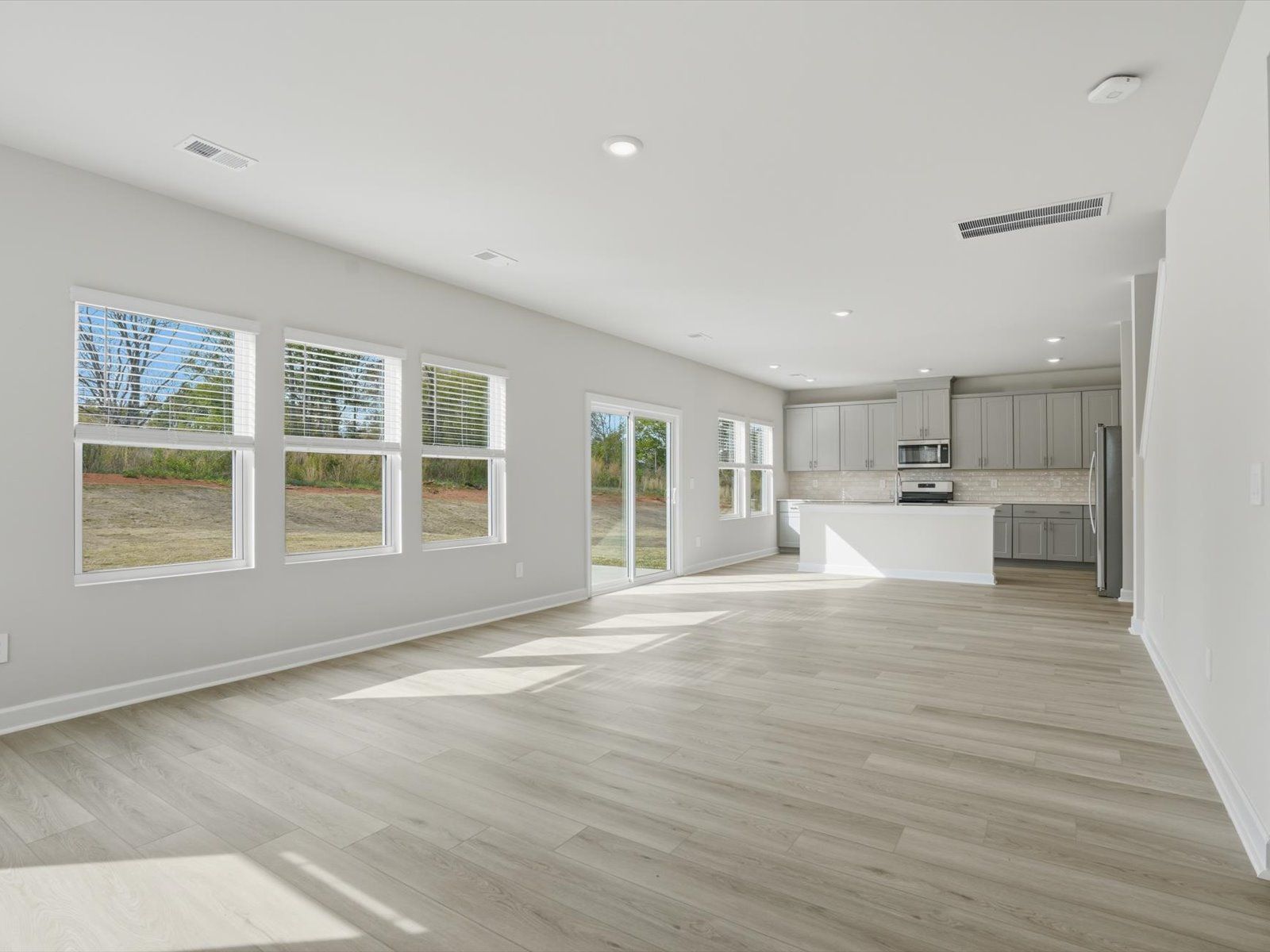 Welcome to the Dakota floorplan at Brayfield Manor - Signature Collection.