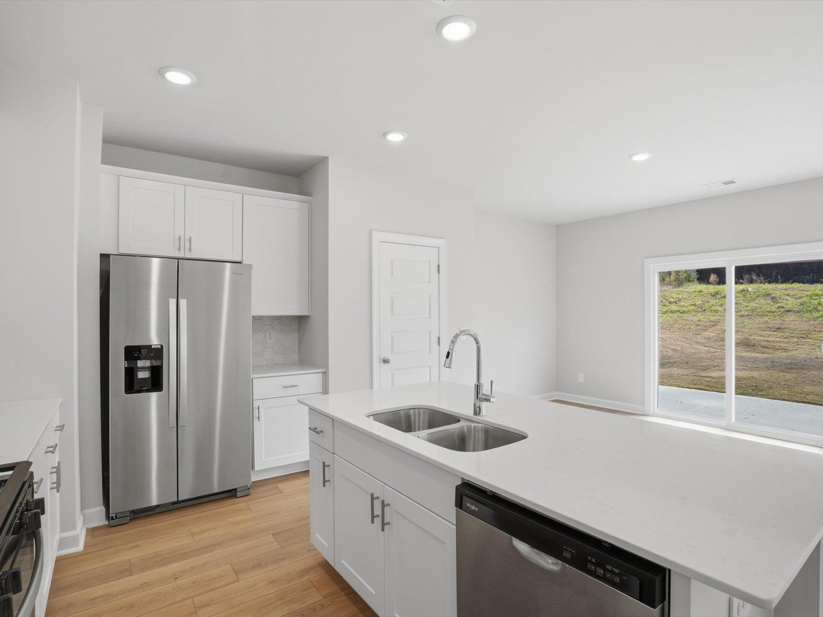 Welcome to the Lennon floorplan at Brayfield Manor - Heritage Collection.