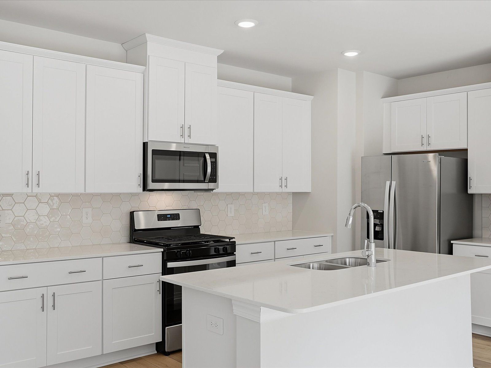 Welcome to the Lennon floorplan at Brayfield Manor - Heritage Collection.