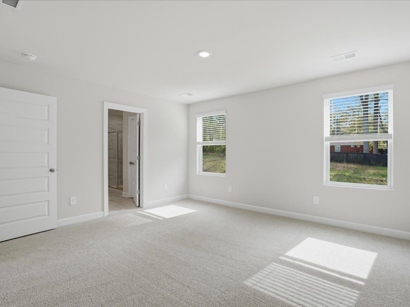 Welcome to the Lennon floorplan at Brayfield Manor - Heritage Collection.