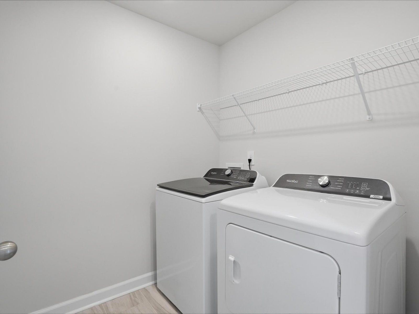 Welcome to the Lennon floorplan at Brayfield Manor - Heritage Collection.