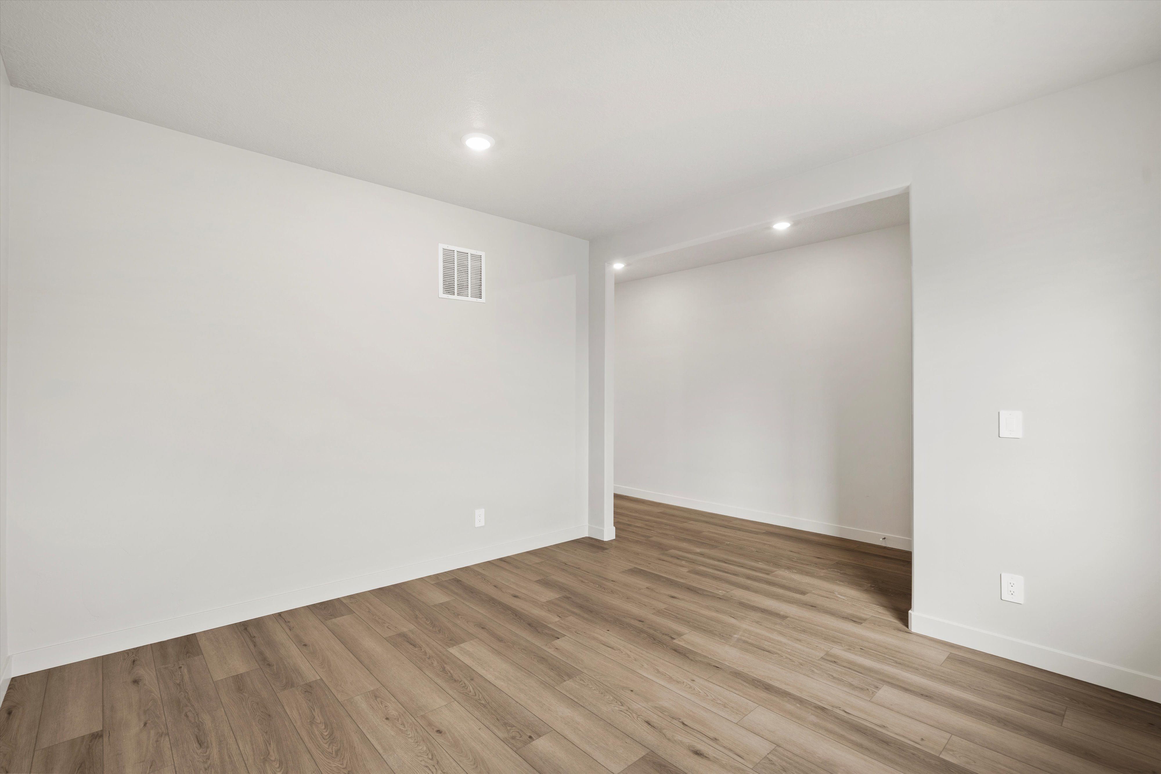 Front Flex Space