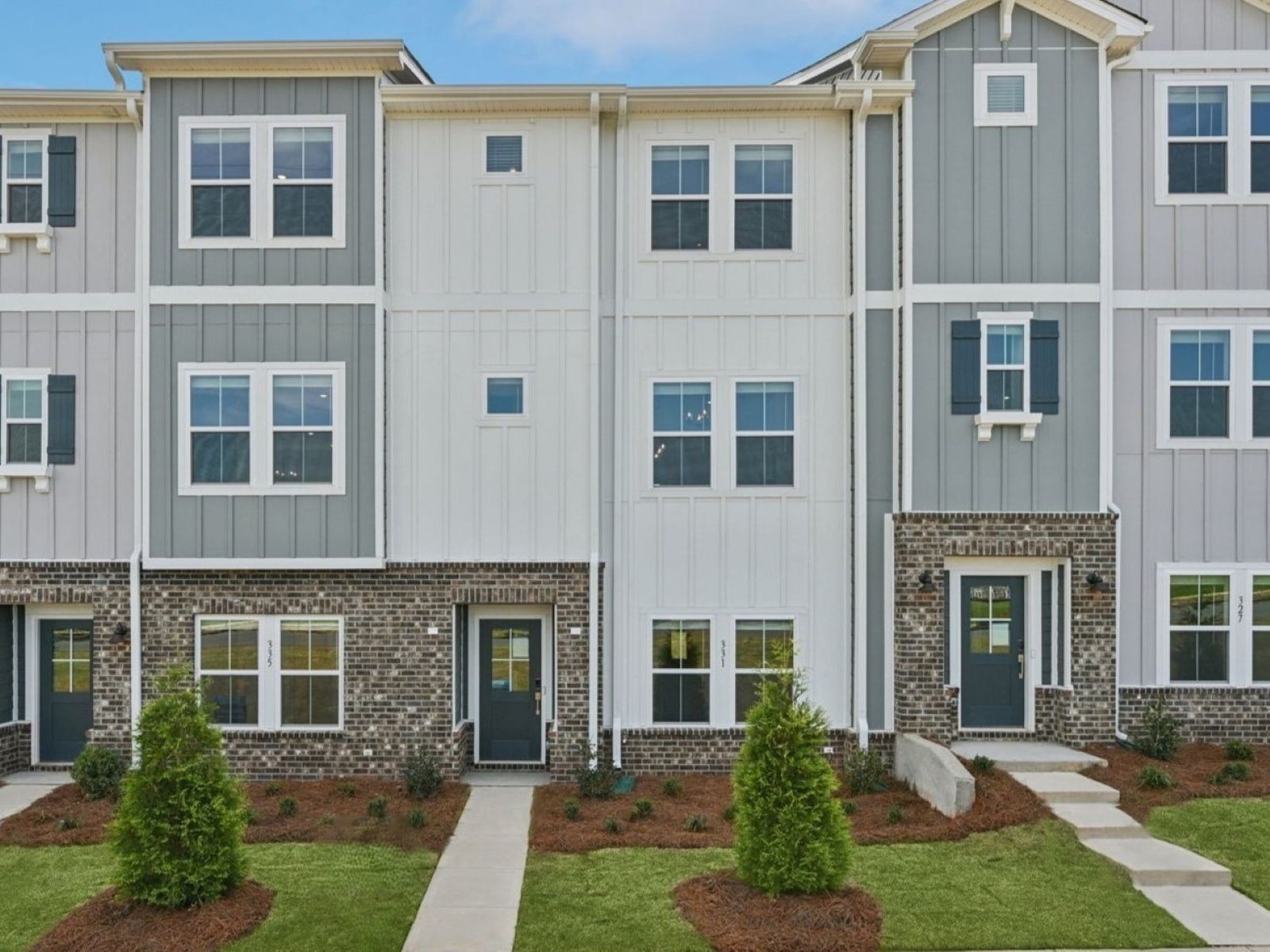 331 Golden Maple Court (Somerset)