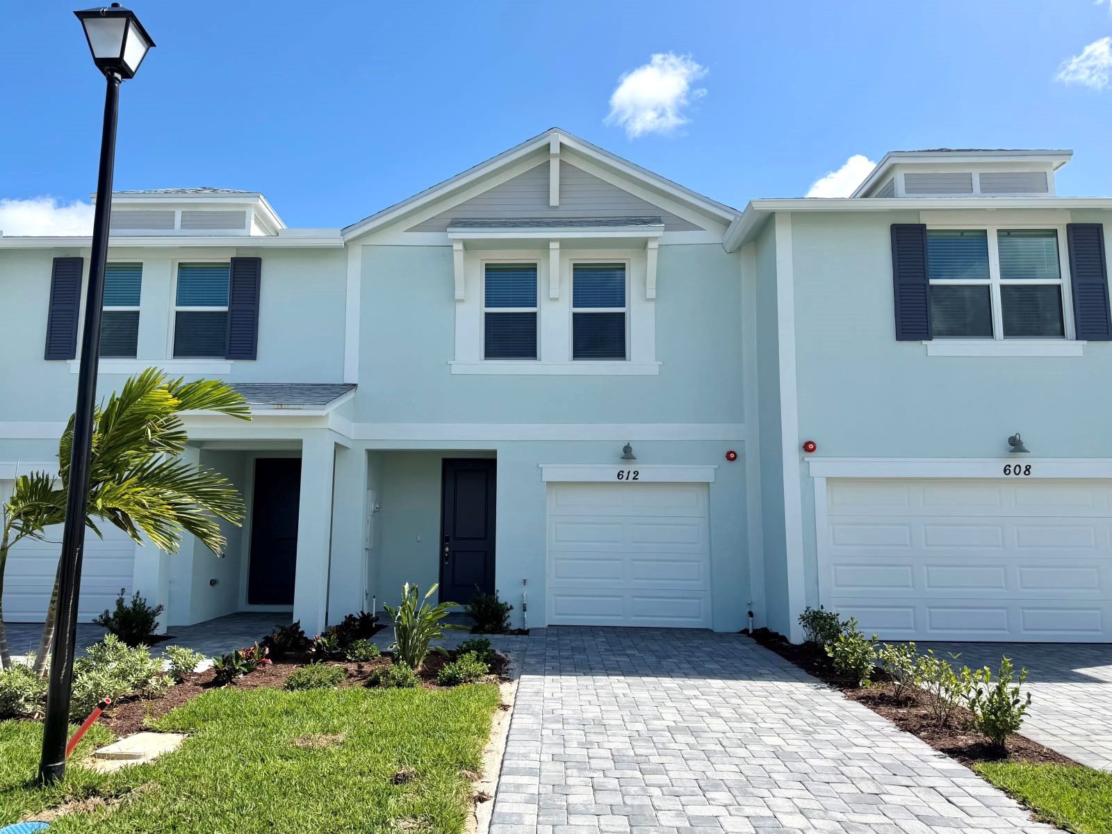 612 Salisbury Cir (Pompano)