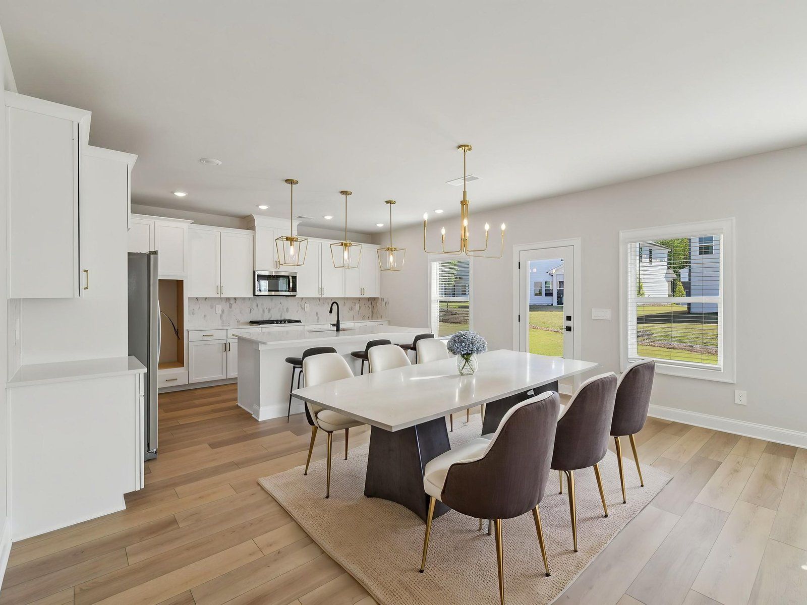 The Taylorsville Basement floorplan with the Timeless Contrast Linen interior package.