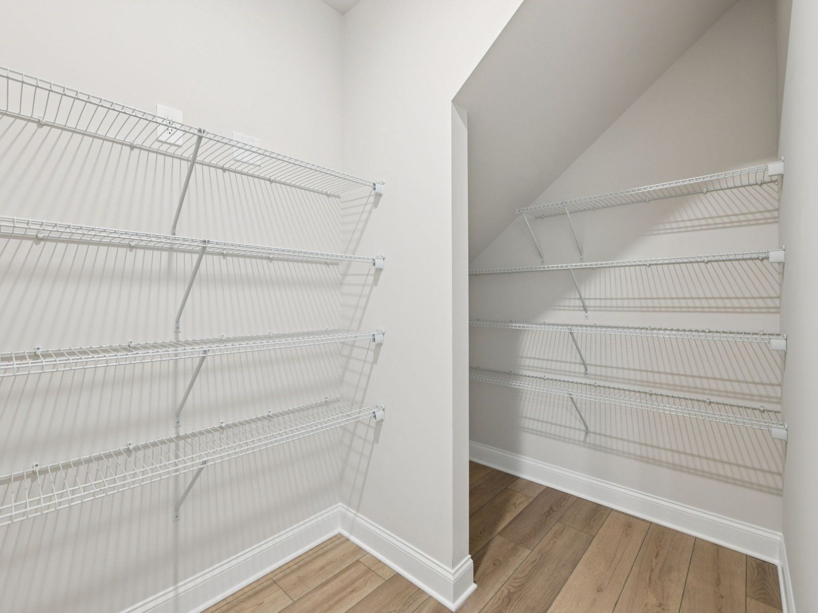 The Taylorsville Basement floorplan with the Timeless Contrast Linen interior package.