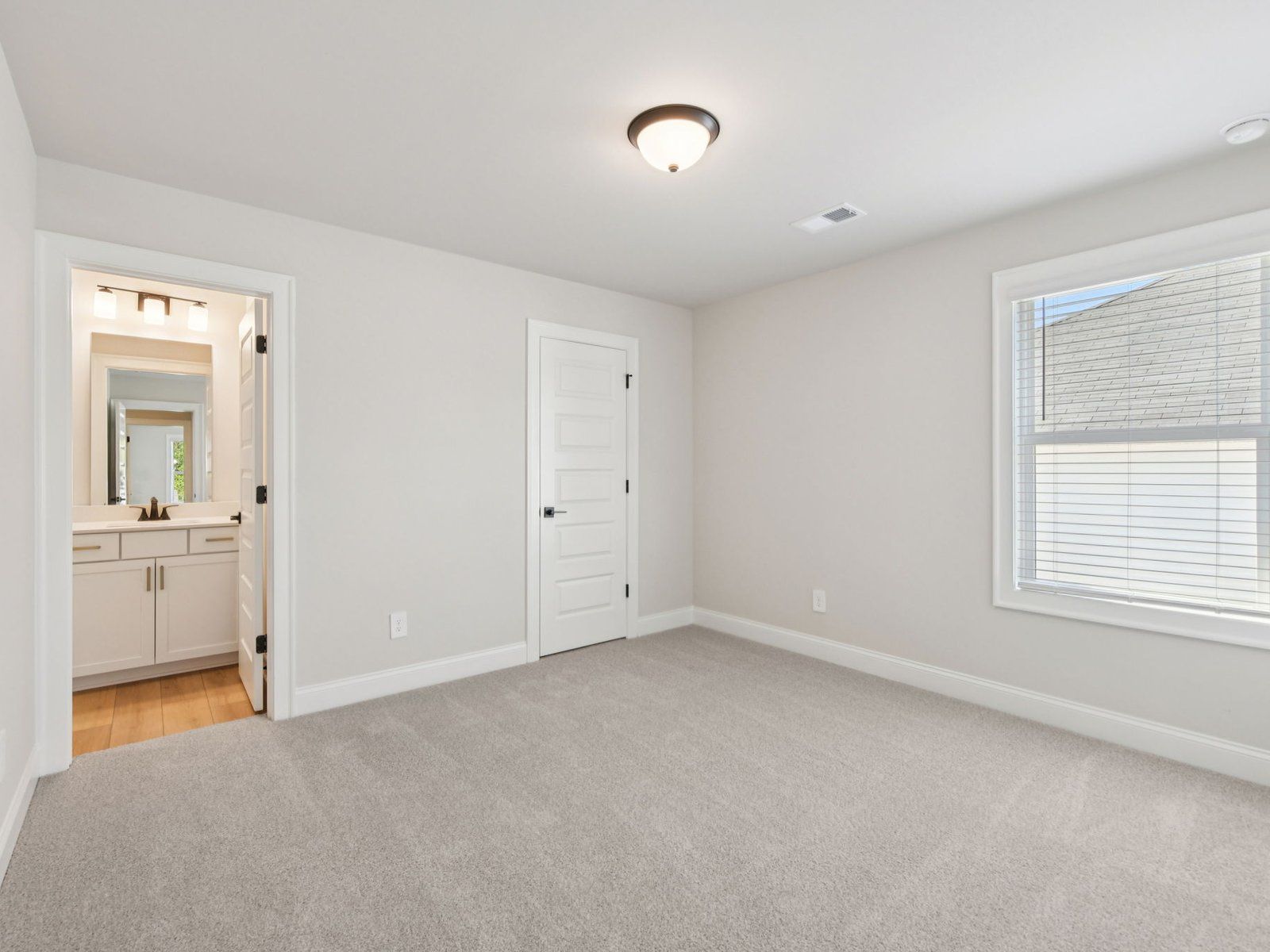 The Taylorsville Basement floorplan with the Timeless Contrast Linen interior package.