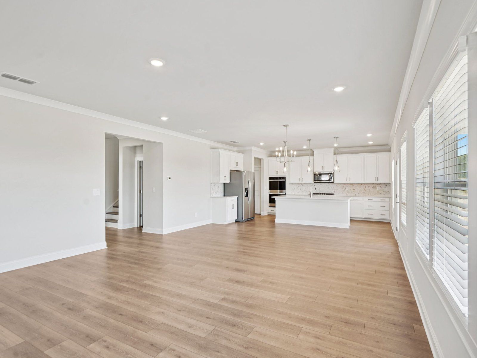 The Taylorsville floorplan with the Elegant Minimalism Linen interior package modeled at River Pointe.