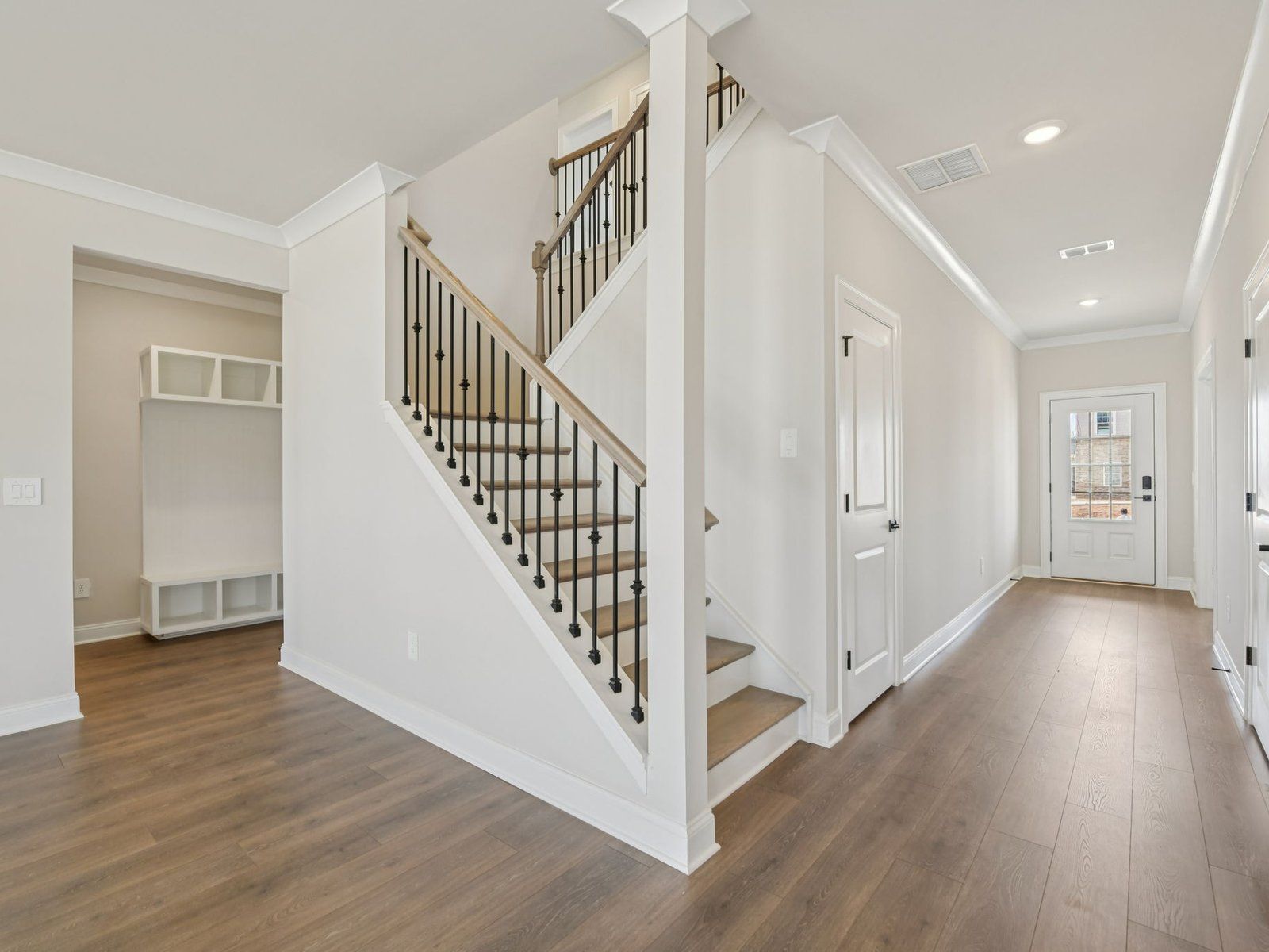 The Johnson floorplan with the Relaxed Transitional Linen interior package modeled at River Pointe.