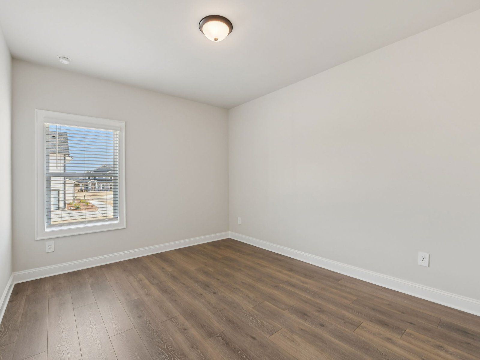 The Johnson floorplan with the Relaxed Transitional Linen interior package modeled at River Pointe.