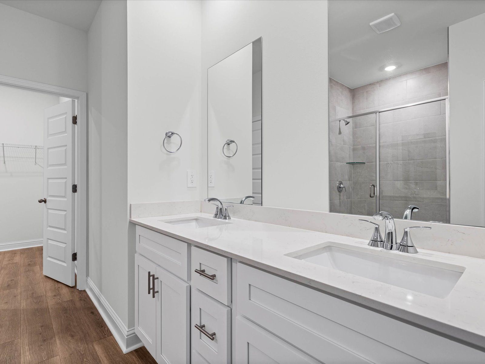Primary bathroom in the Carolina floorplan at a Meritage Homes community in Ocean Springs, MS.