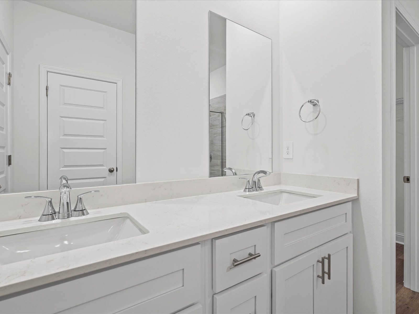 Primary bedroom in the Newport floorplan at a Meritage Homes community in Ocean Springs, MS.