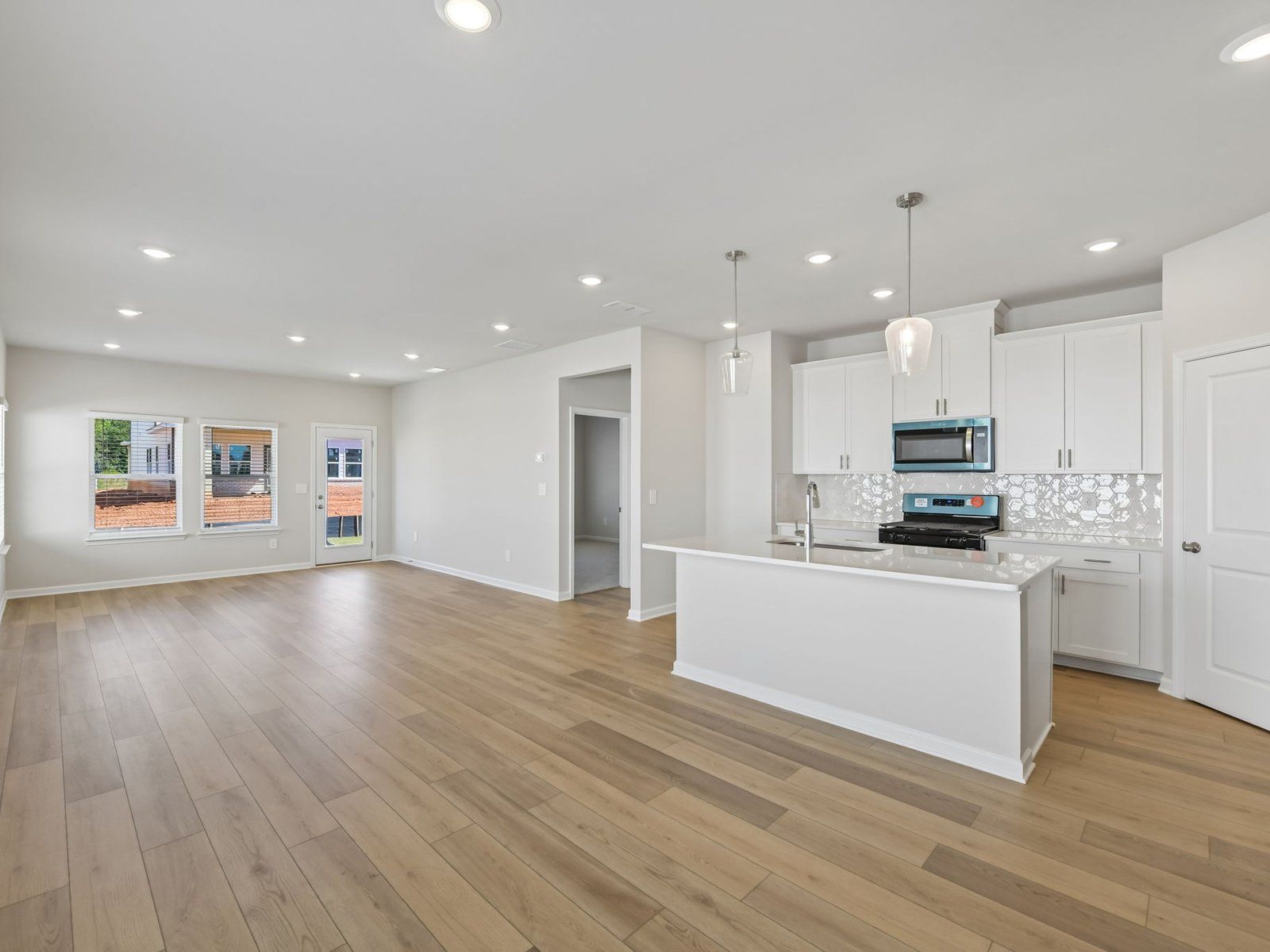 The Sydney floorplan with the Clarity Linen interior package.