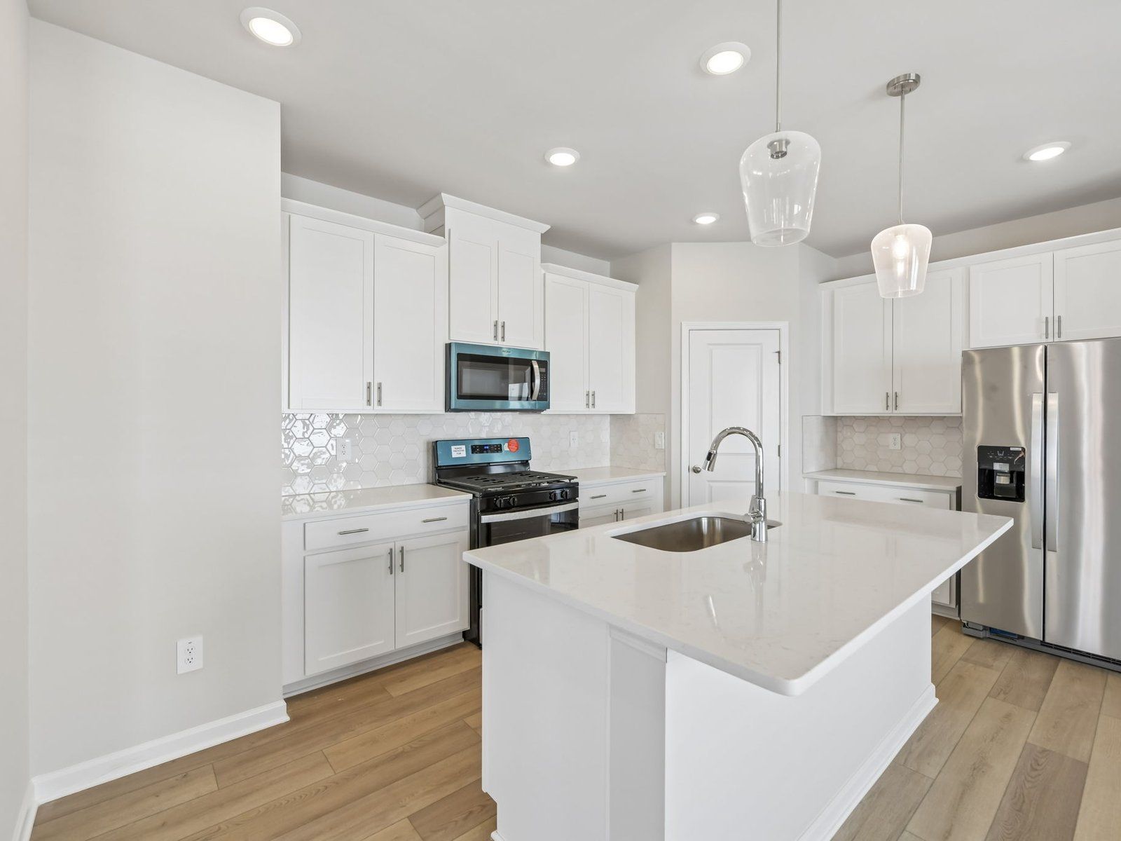 The Sydney floorplan with the Clarity Linen interior package.