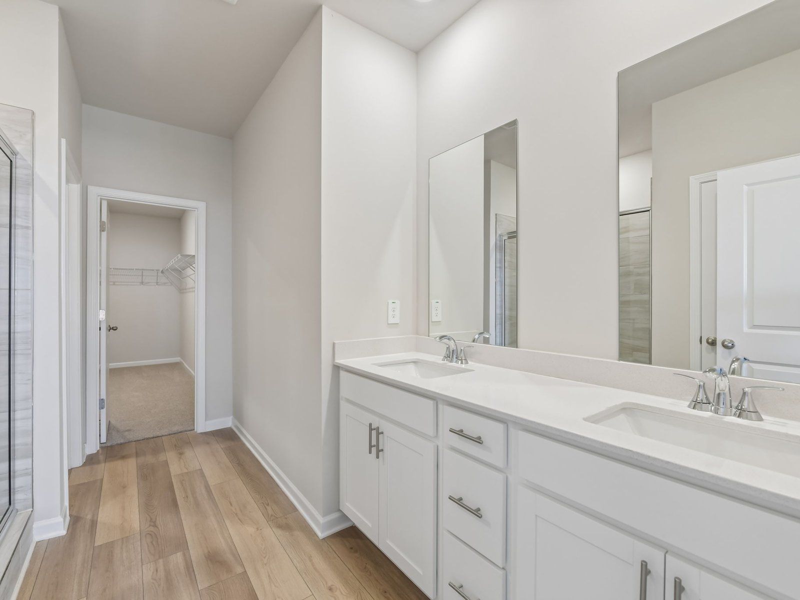 The Sydney floorplan with the Clarity Linen interior package.