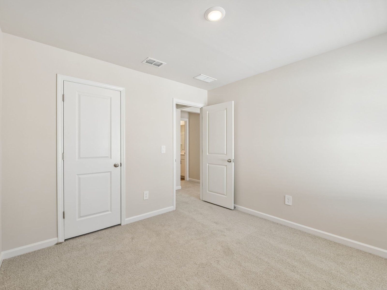 The Sydney floorplan with the Clarity Linen interior package.