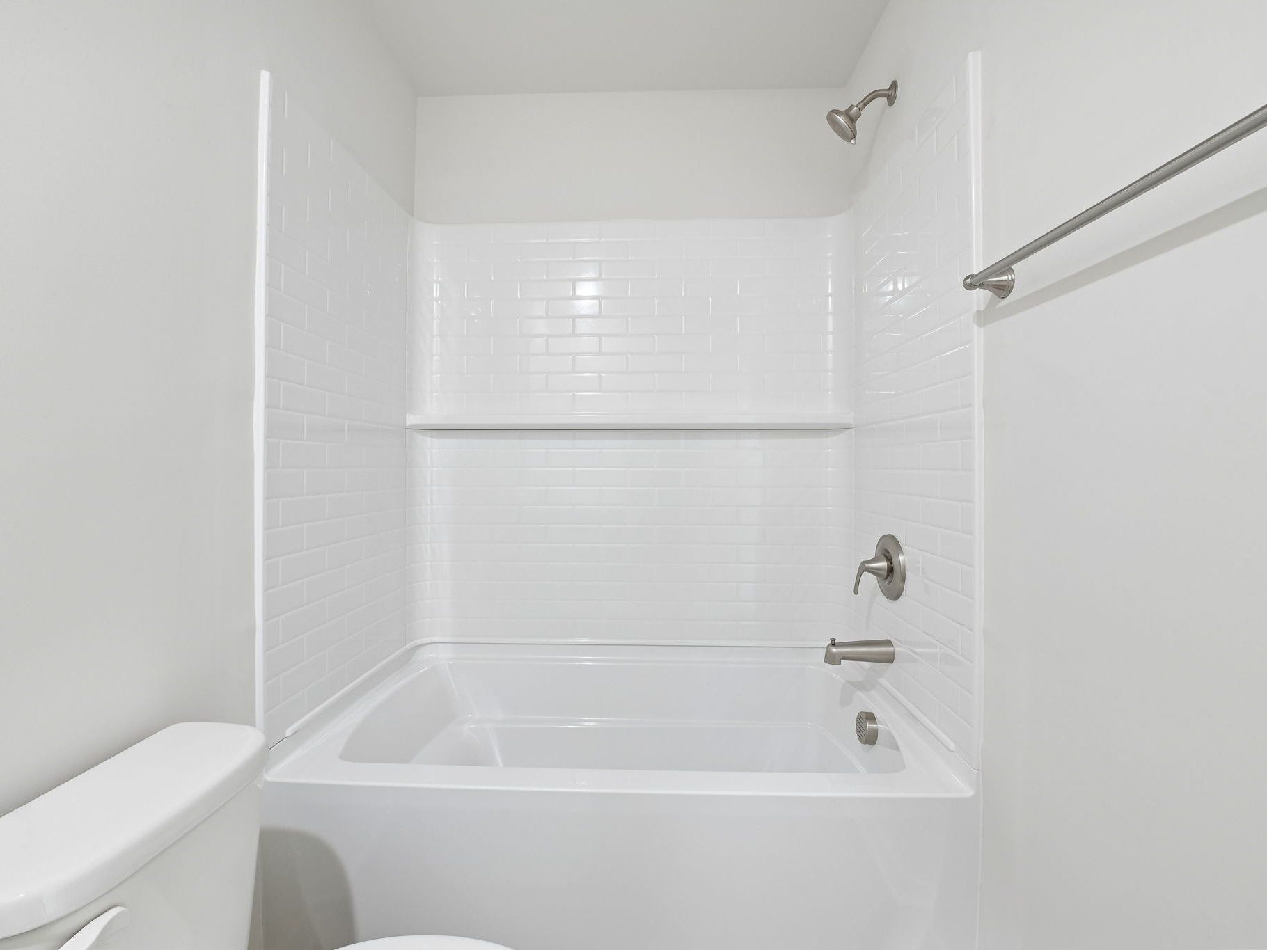 Secondary bathroom in the Roswell floorplan at a Meritage Homes community in Wendell, NC.