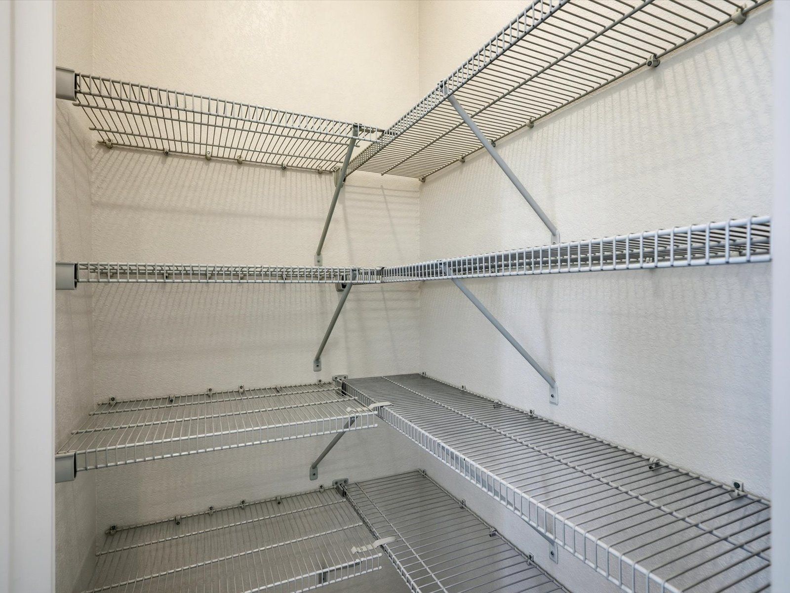 DEN_Meridian-Ranch-50's-LN_Red-Feather_Storage_B_13219-Valley-Peak-Dr