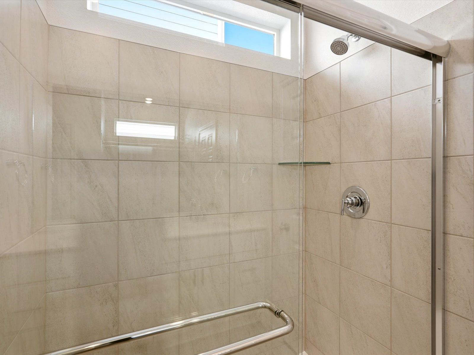 DEN_Meridian-Ranch-50's-LN_Red-Feather_Bathroom_B_13219-Valley-Peak-Dr