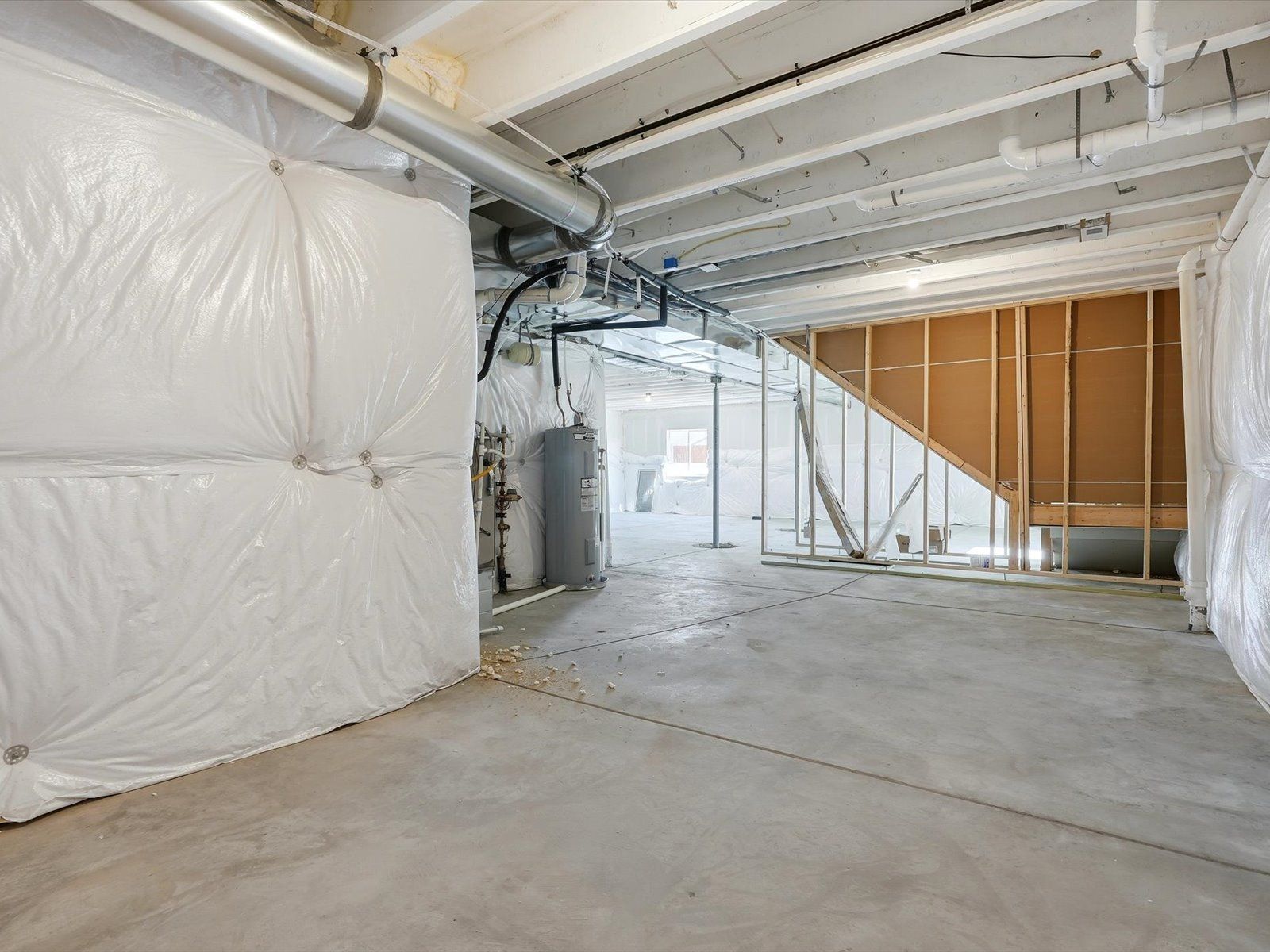 DEN_Meridian-Ranch-50's-LN_Red-Feather_Basement_B_13219-Valley-Peak-Dr
