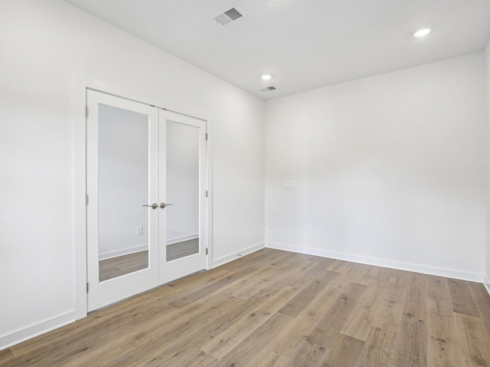 Flex Room