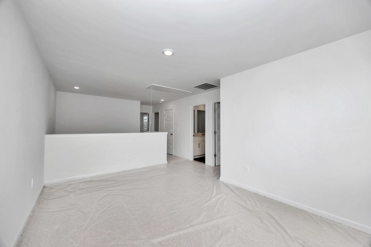 The Manchester floorplan with the Elemental Pearl interior package.