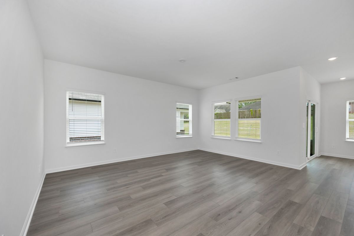The Chandler floorplan with the Radiant White interior package.