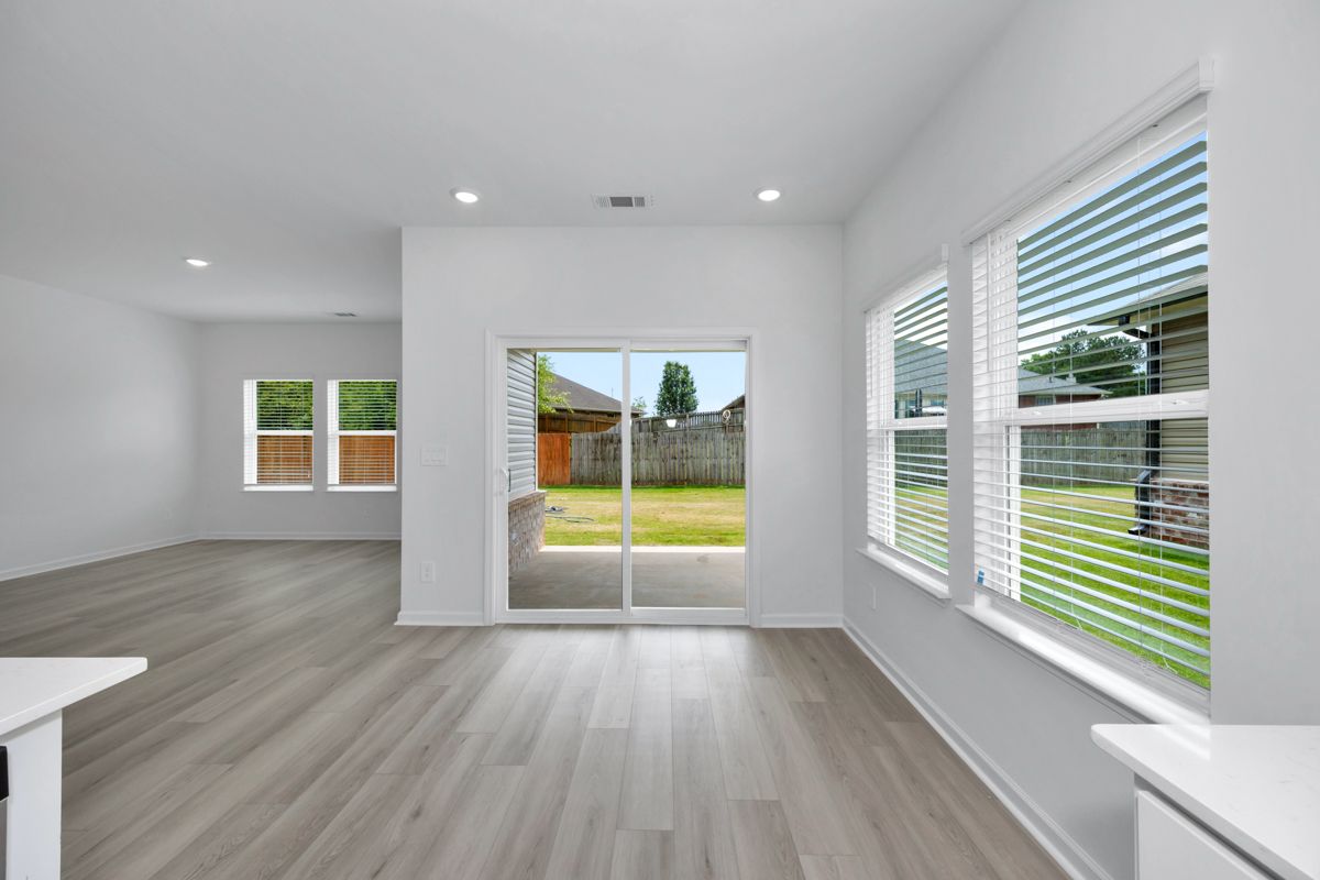 The Newport floorplan with the Finesse White interior package.