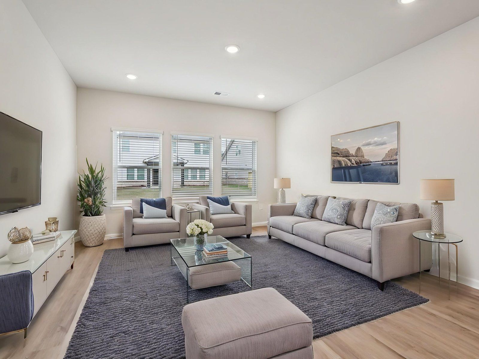The Gibson floorplan with the Cozy Linen interior package.