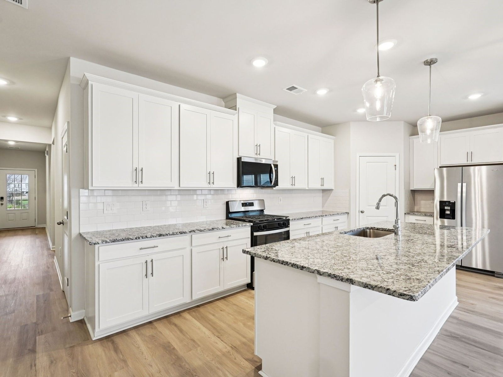 The Gibson floorplan with the Cozy Linen interior package.