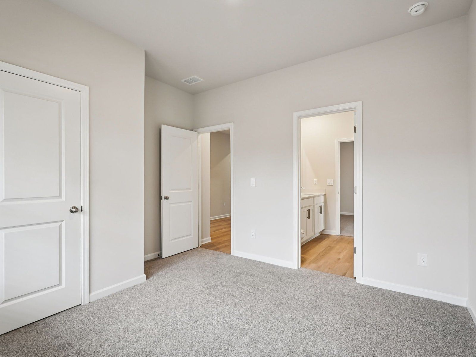 The Gibson floorplan with the Cozy Linen interior package.