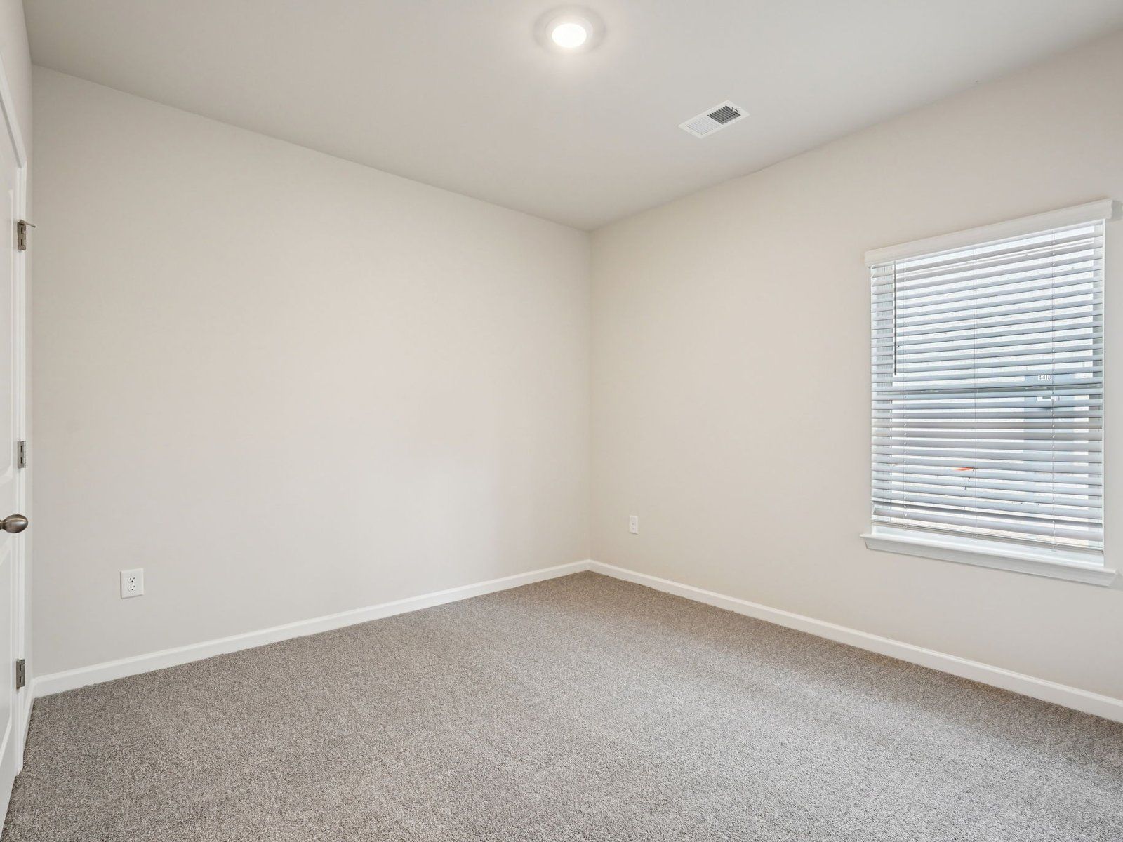 The Gibson floorplan with the Cozy Linen interior package.