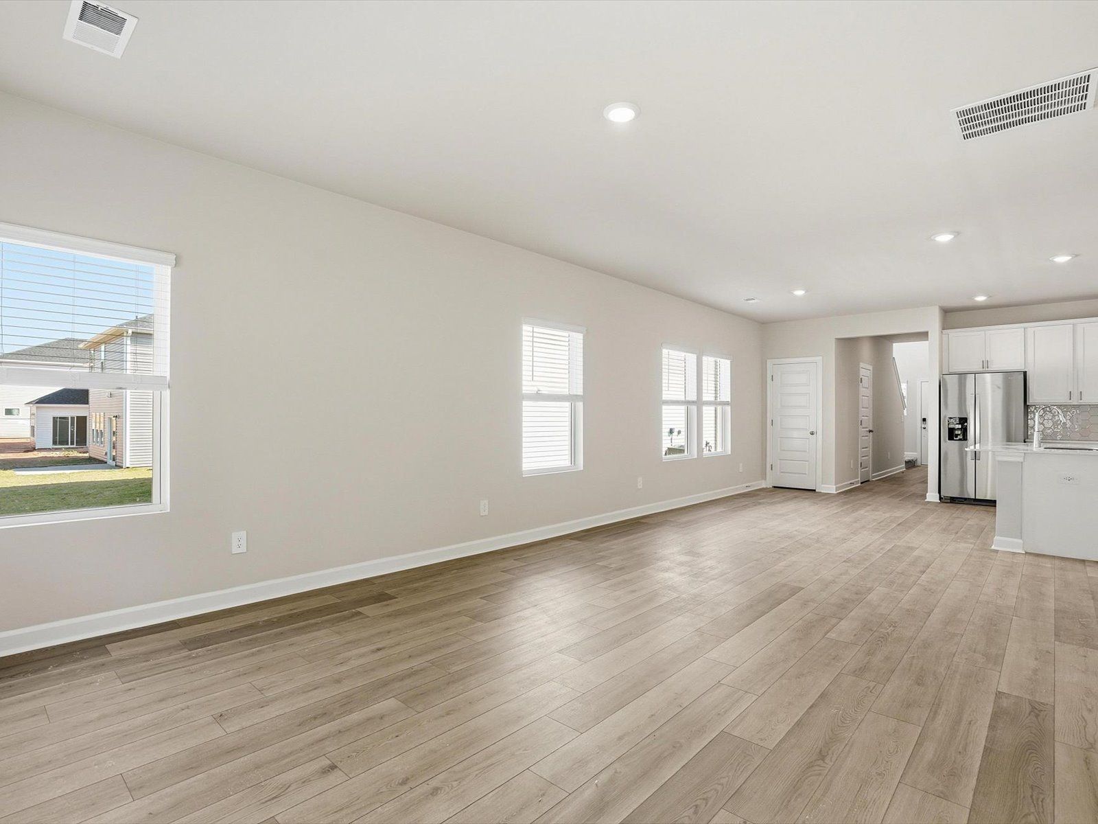 Welcome to the Sydney floorplan at Brayfield Manor - Heritage Collection.